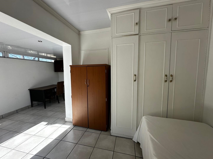 7 Bedroom Property for Sale in Brandwag Free State